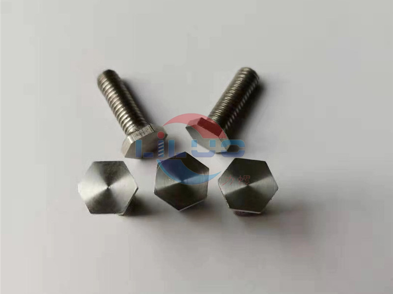 CD螺紋榴莲社区色情软件定製